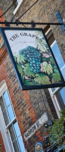 Grapes pub
